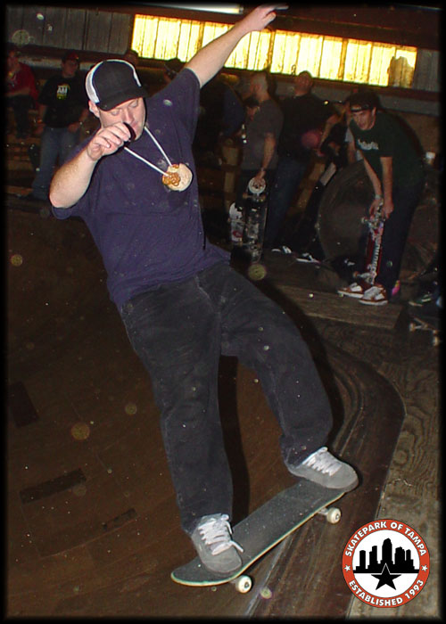 Mike Sinclair - frontside Smith