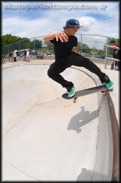 A much better photo of Jereme's tailslide