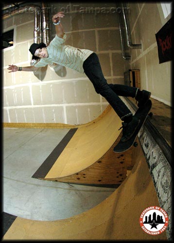 Battle of the Shops 2005 - Chris Troy Back Smith