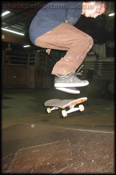 Crusty Skateboard Hut