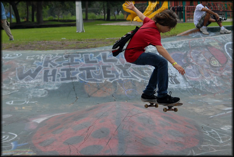 Go Skateboarding Day 2009 - Who dat?