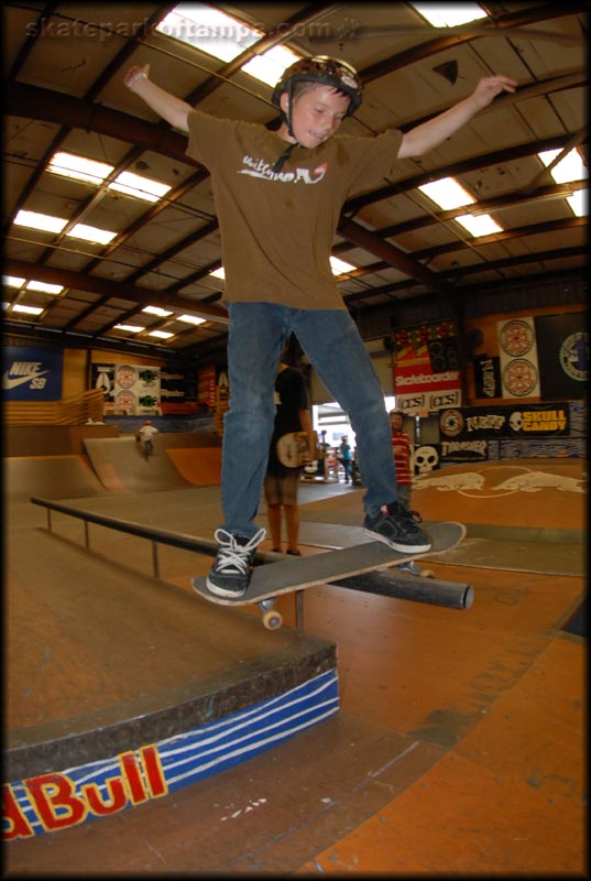 Chris - boardslide