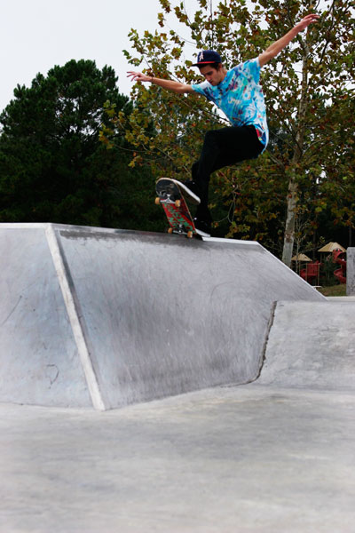 Dylan Perry's 180 nosegrind on the banked ledge