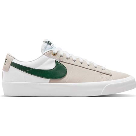 Nike SB Zoom Blazer Low Pro GT Shoes