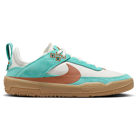 nike sb adversary skate shoe