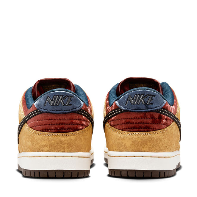 Nike SB Dunk Low Pro Cinema Shoes