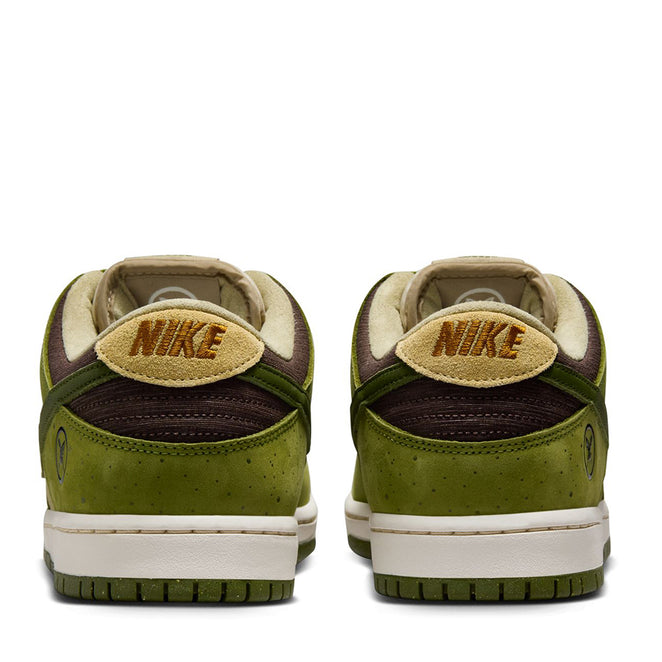 Nike SB Yuto Dunk Low