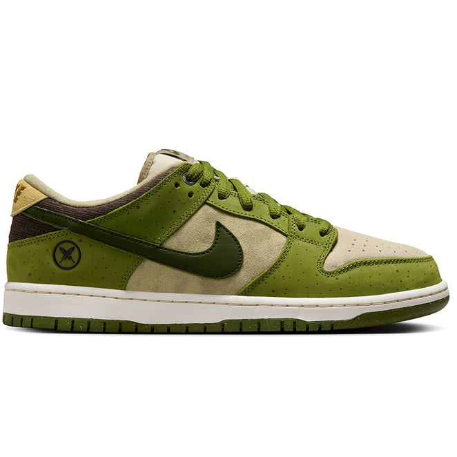 Nike SB Yuto Dunk Low