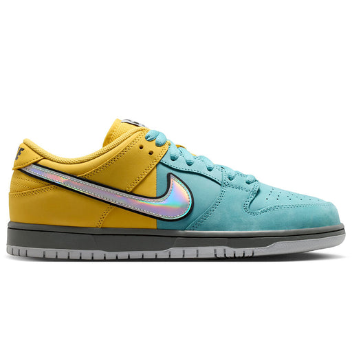 Nike SB Dunk Low Pro Muni Fast Pass 2 Shoes