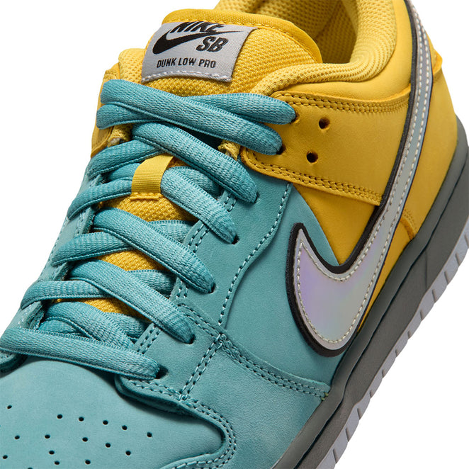 Nike SB Dunk Low Pro Muni Fast Pass 2 Shoes