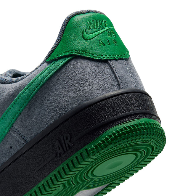 Nike SB Air Force 1 SE Shoes