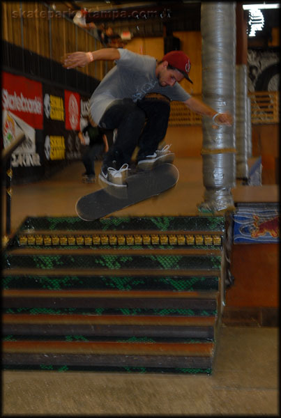 Mike Espinosa - switch 360 flip