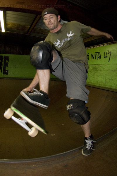 Sweeper - the floppy disk of skateboard tricks