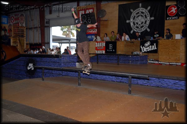 Timmy Knuth - frontside feeble grind
