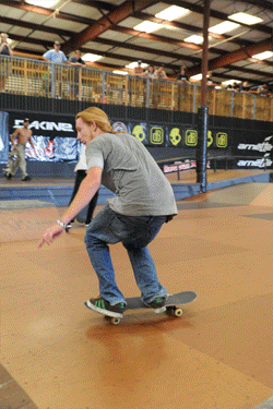 Pat Daniels - fakie big spin boardslide